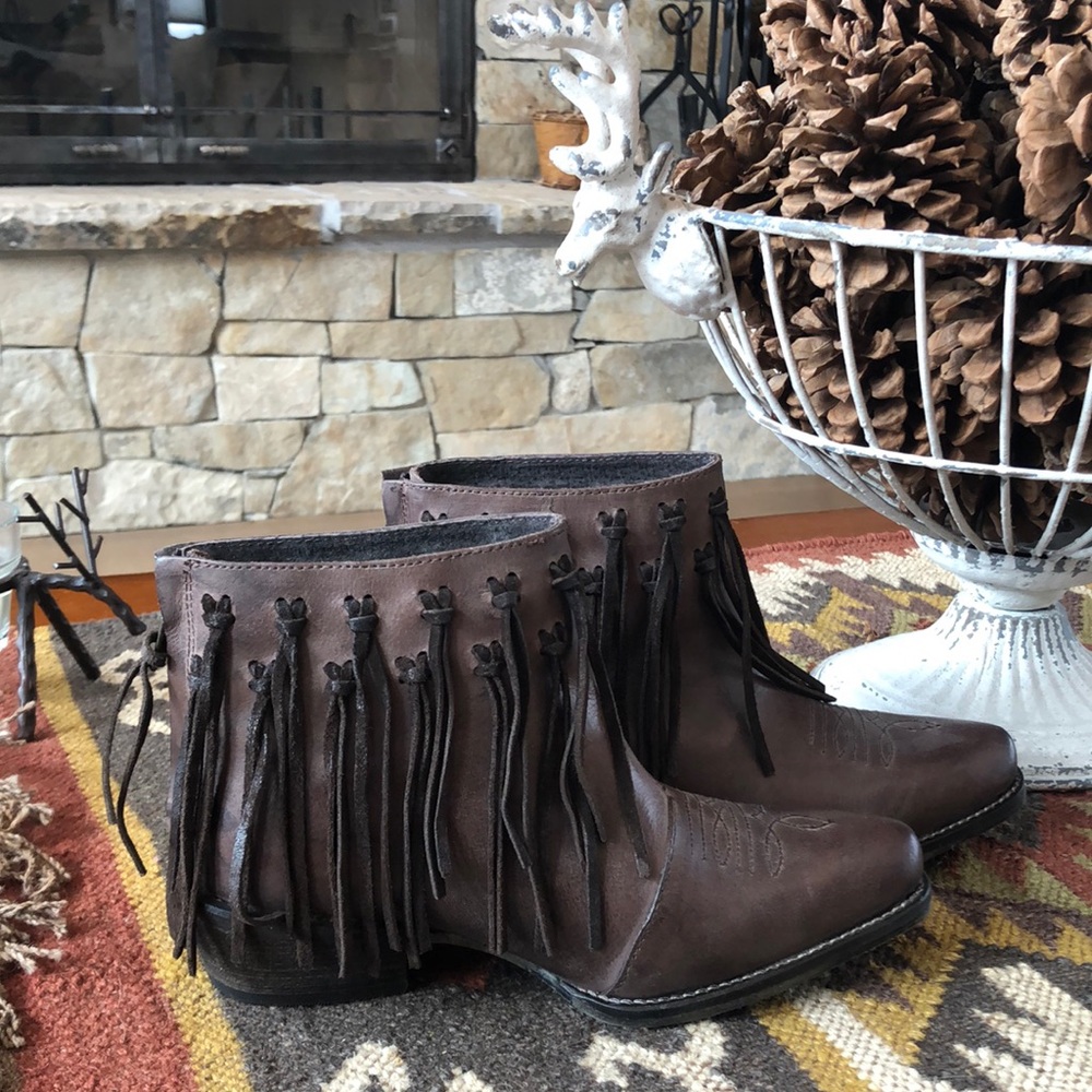 Roper Leather ankle boots
